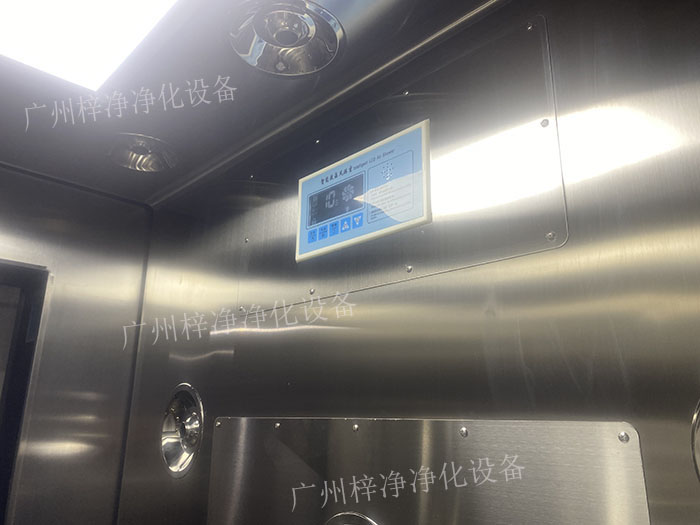 高端滿焊接風淋室產品內結構