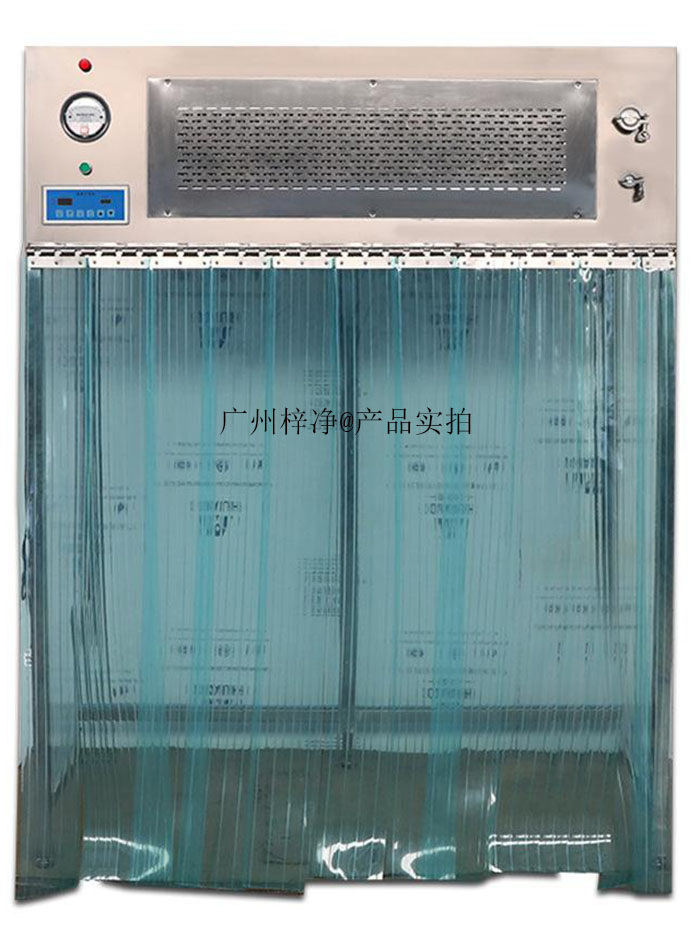 層流罩在潔凈室的建設(shè)和維護(hù)中，層流罩是必不可少的。