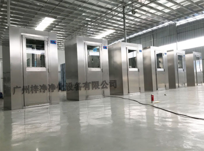 風(fēng)淋室的性能直接影響到整個凈化系統(tǒng)的效果分析